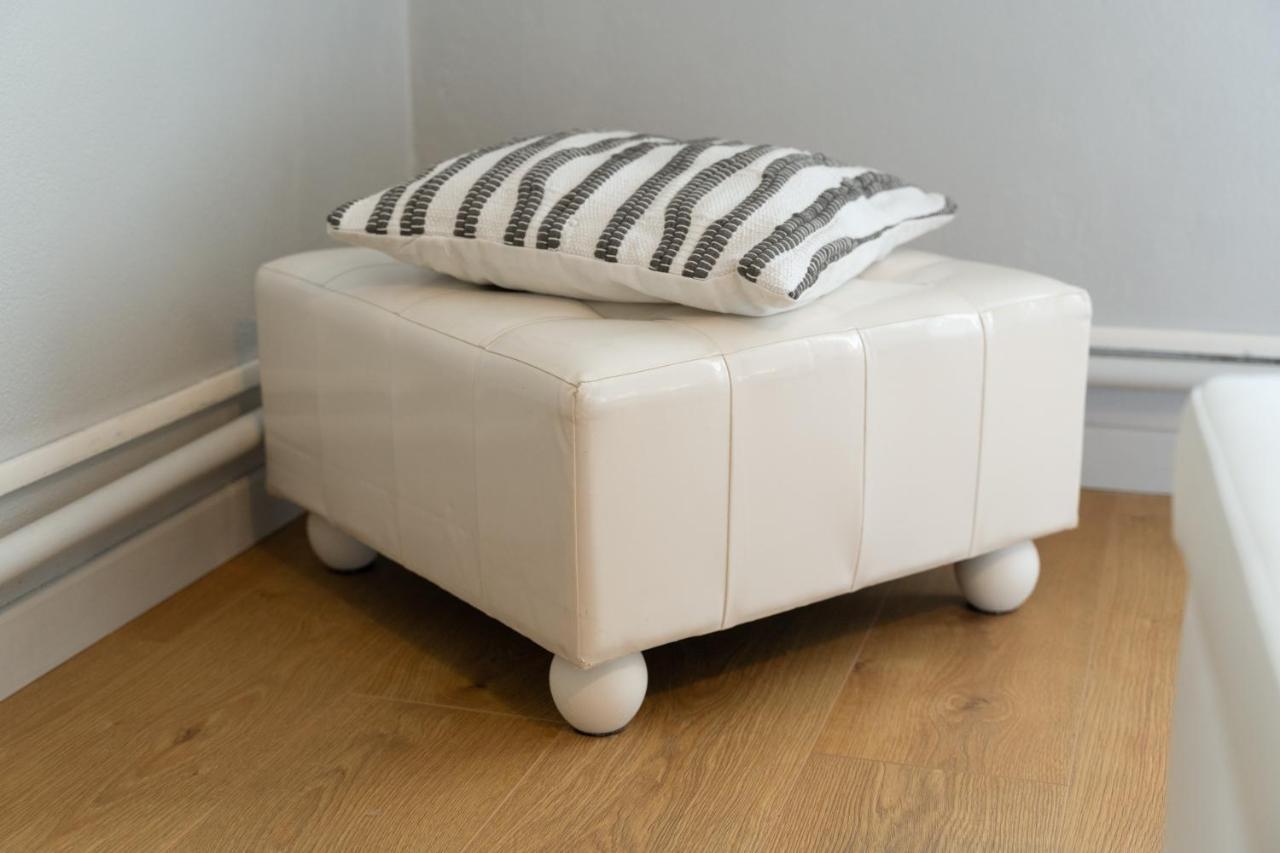 L'Appartement A Cardaillac Rodez Bagian luar foto