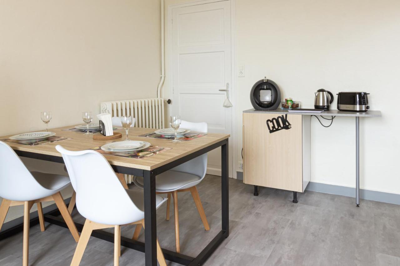 L'Appartement A Cardaillac Rodez Bagian luar foto