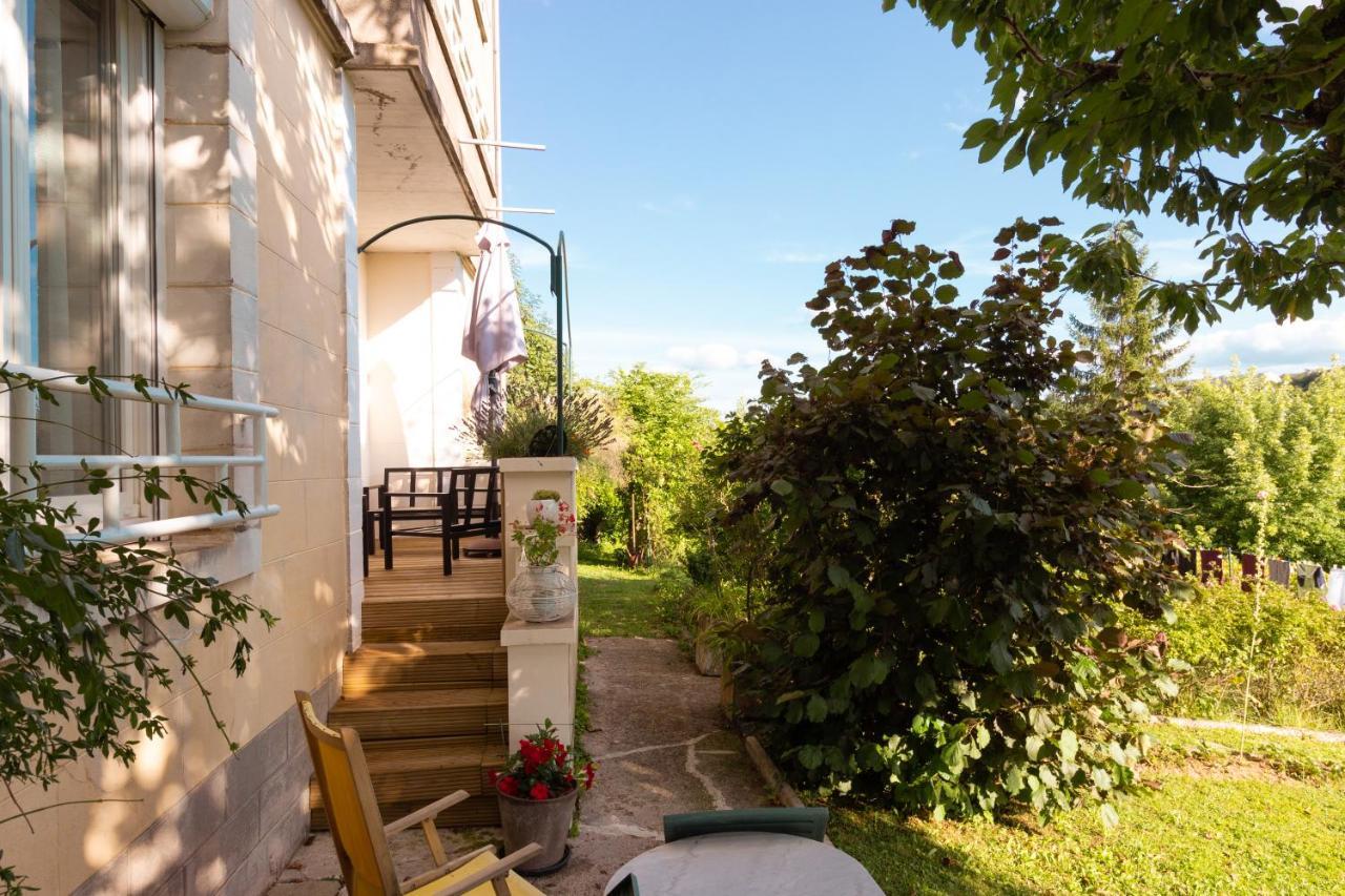 L'Appartement A Cardaillac Rodez Bagian luar foto